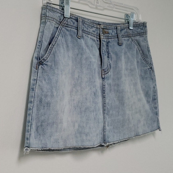 Denim micro mini skirt light-wash Y2K low rise - Picture 3 of 11
